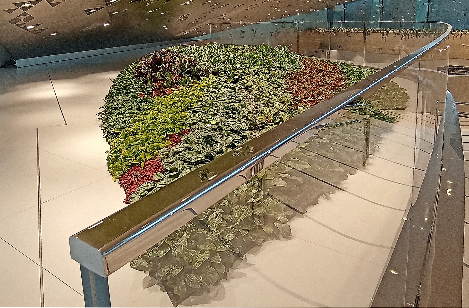 Поручни, перила, ограждения