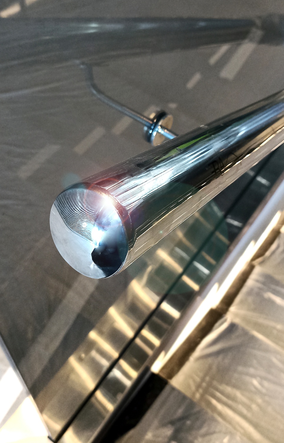 Поручни, перила, ограждения