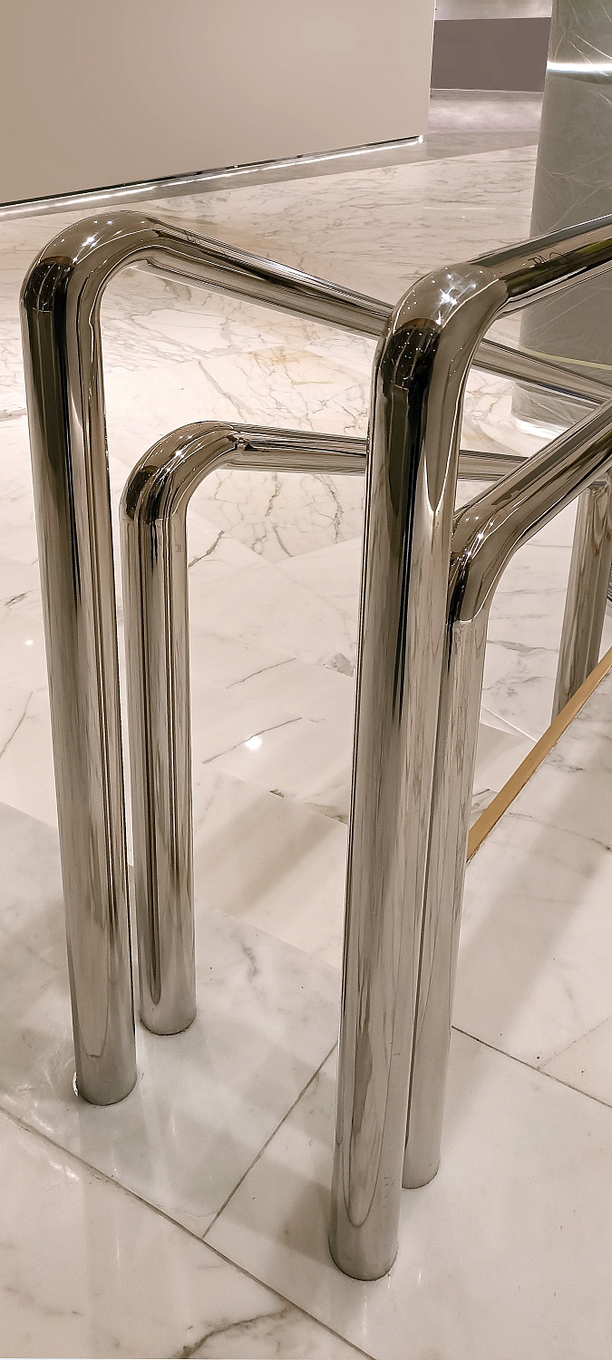 Поручни, перила, ограждения